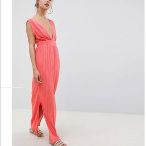🛍 ASOS Deep Plunge Maxi Dress 🛍